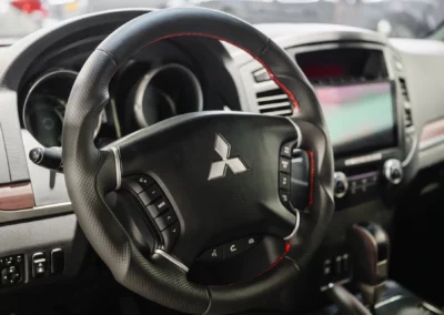 Restauration complète de l&rsquo;habitacle d&rsquo;un Mitsubishi Pajero